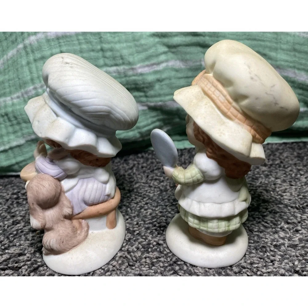 Vintage Miss Mitzie Girl With Puppy & With Cat & Tulips Figurines Heartline